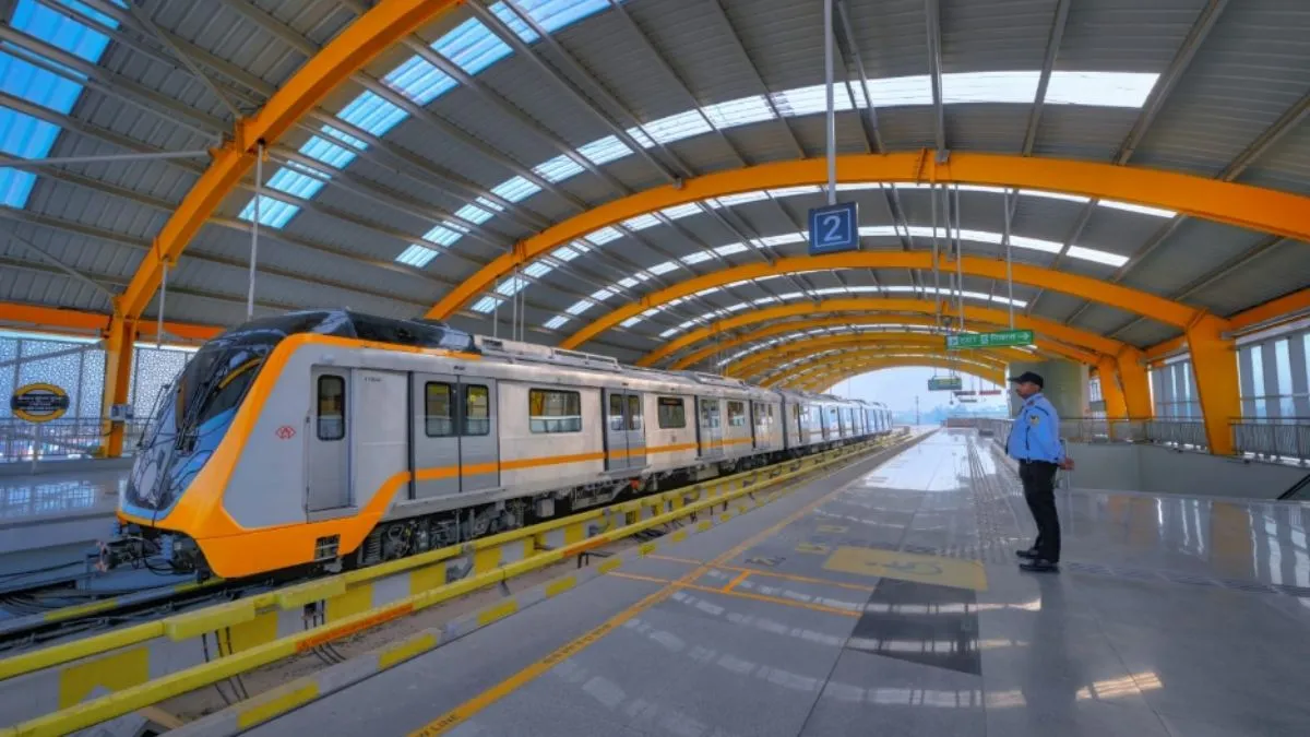 आगरा में विकास की रफ्तार, पांच मेट्रो स्टेशन और यमुना नदी पर पुल से बदली तस्वीर