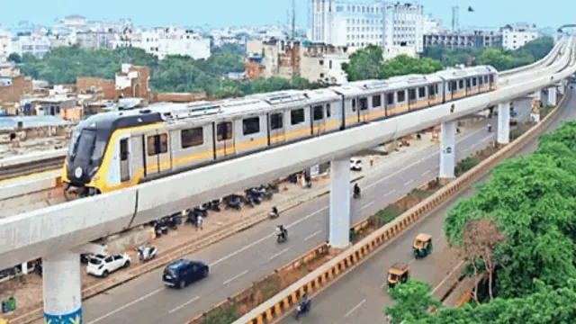 आगरा मेट्रो को लेकर बड़ा अपडेट, सितंबर से मॉल रोड पर दौड़ सकती है Metro; ट्रायल पूरा आगरा मेट्रो को लेकर बड़ा अपडेट, सितंबर से मॉल रोड पर दौड़ सकती है Metro; ट्रायल पूरा