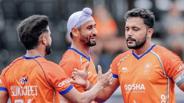 स्वतंत्रता दिवस पर टीम इंडिया का देश को तोहफा, वेल्स को हराकर हॉकी वर्ल्ड कप में शानदार आगाज स्वतंत्रता दिवस पर टीम इंडिया का देश को तोहफा, वेल्स को हराकर हॉकी वर्ल्ड कप में शानदार आगाज