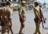 आगरा में चलती ट्रेन से कूदा पॉक्सो आरोपी, तीन पुलिसकर्मियों पर मुकदमा